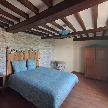 Les Hirondelles Bleues Bed & Breakfast Isigny-sur-Mer Exterior photo
