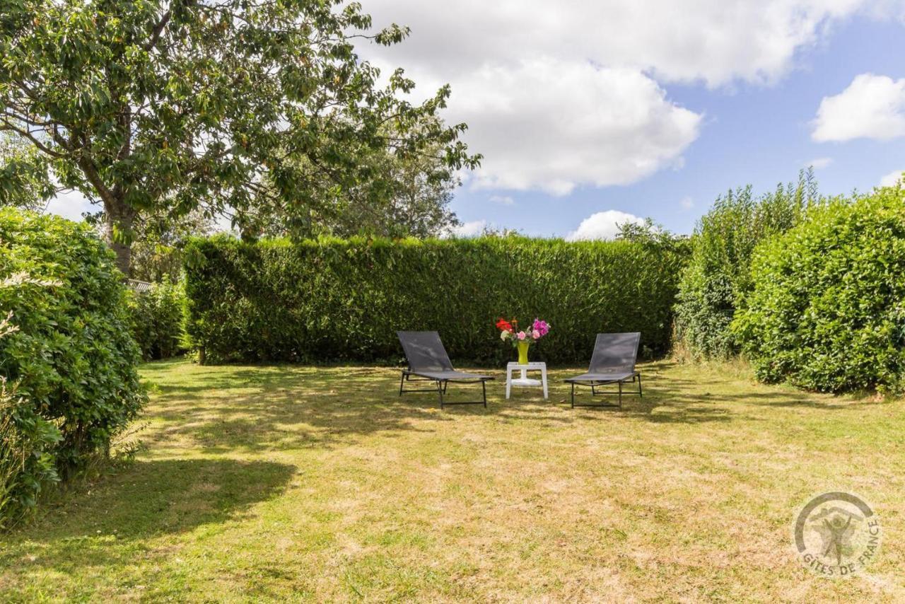 Les Hirondelles Bleues Bed & Breakfast